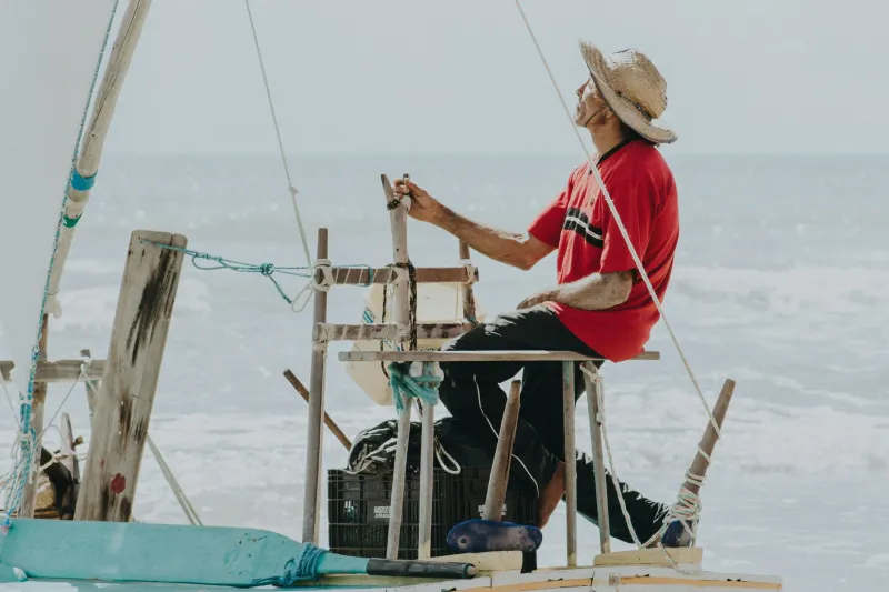 Ler o Mar Como um Pescador: Os Segredos que as Correntes Guardam para Quem Sabe Escutar
